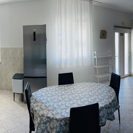 Apartman Karmen Трогир Экстерьер фото